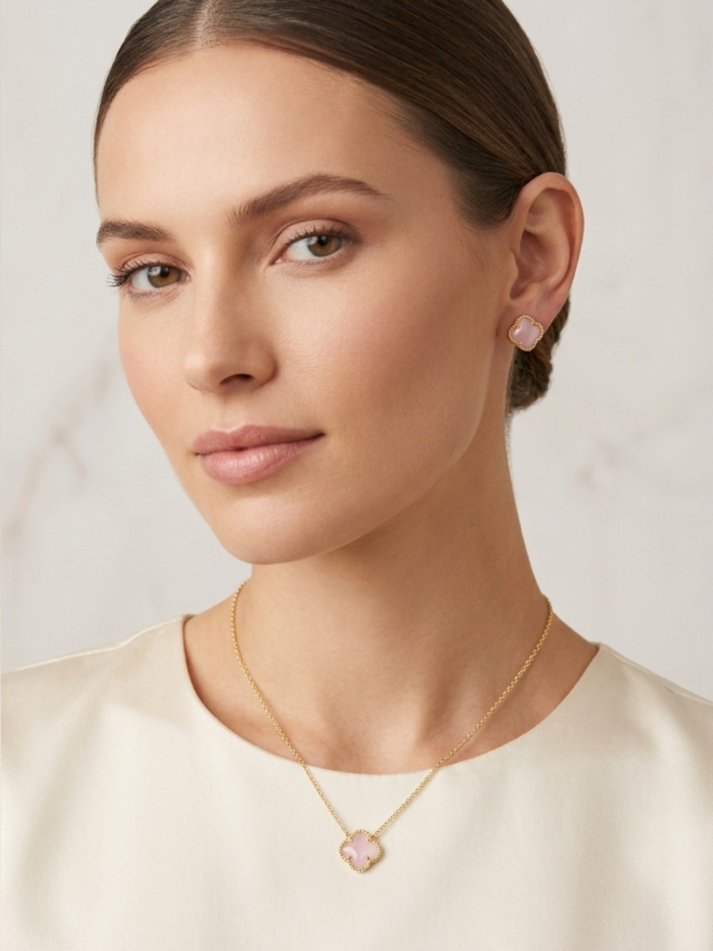 112: Kendra Scott earrings and necklace set